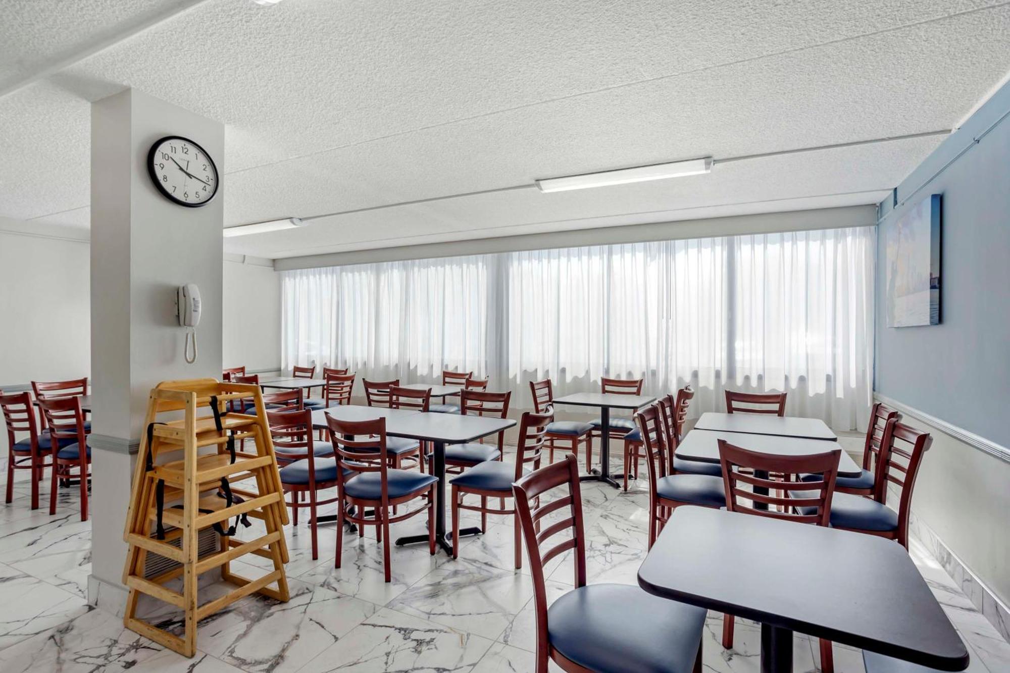 Best Western Rutgers University Hotel East Brunswick Bagian luar foto